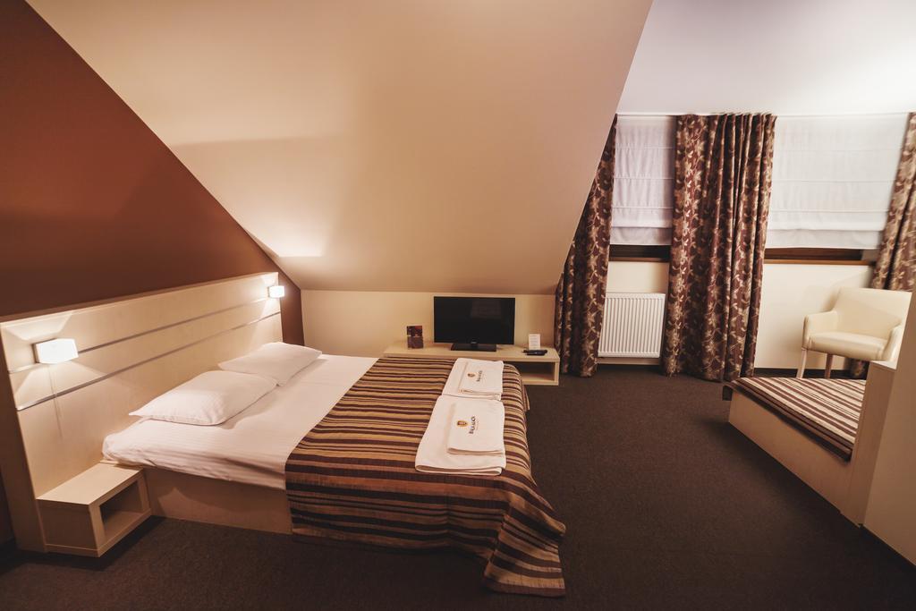 פרודניק Biala Akacja Resort & Business חדר תמונה